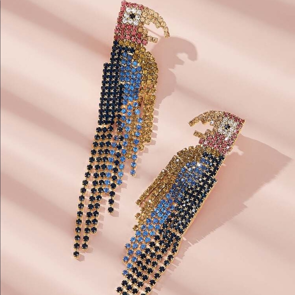 Gorgeous Rhinestone Pendant Earring